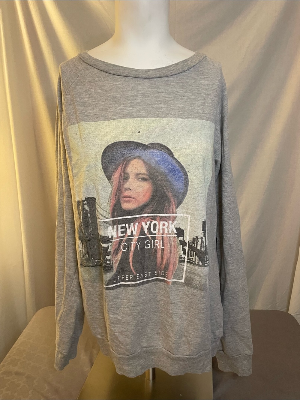 On Fire Gray 'New York City Girl' Graphic Pullover